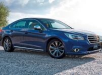 スバル 新型 フォレスター 特別仕様車 Smart Edition 上級グレードに特別仕様を追加 17年8月22日発売