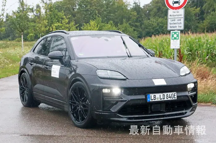 Porsche Macan EV