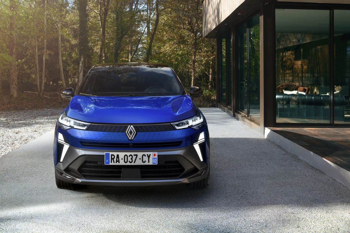 New Renault Captur E-Tech Hybrid
