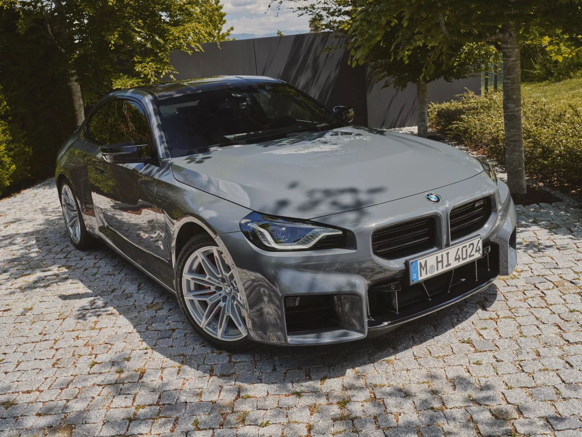 2025-BMW-M2