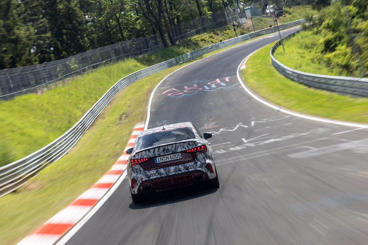 Audi-RS3-Sedan-Nurburgring-Record