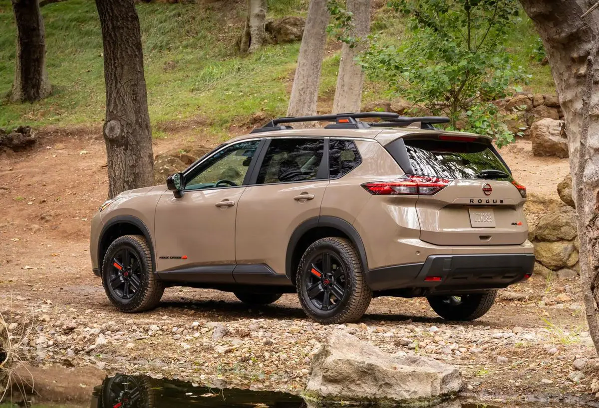 2025 nissan rogue rock creek