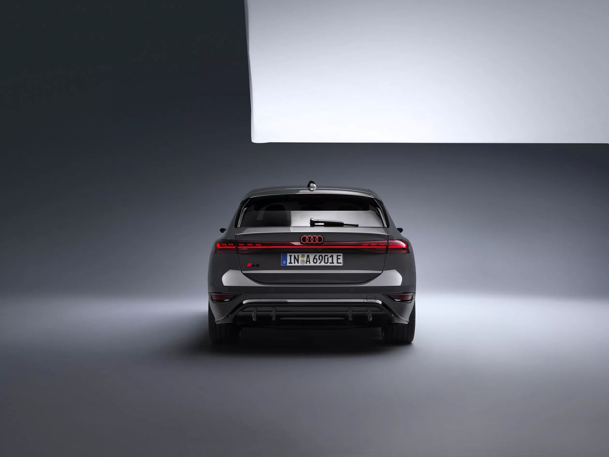 2025-Audi-A6-e-tron