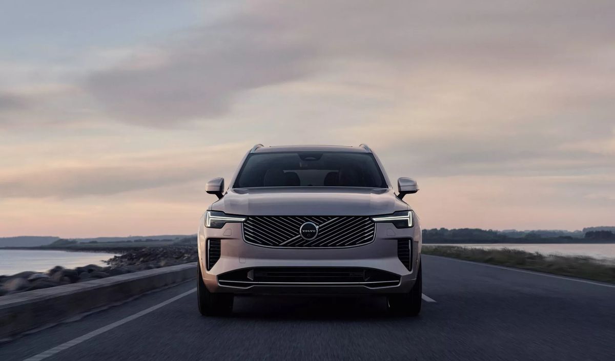 2025 Volvo XC90