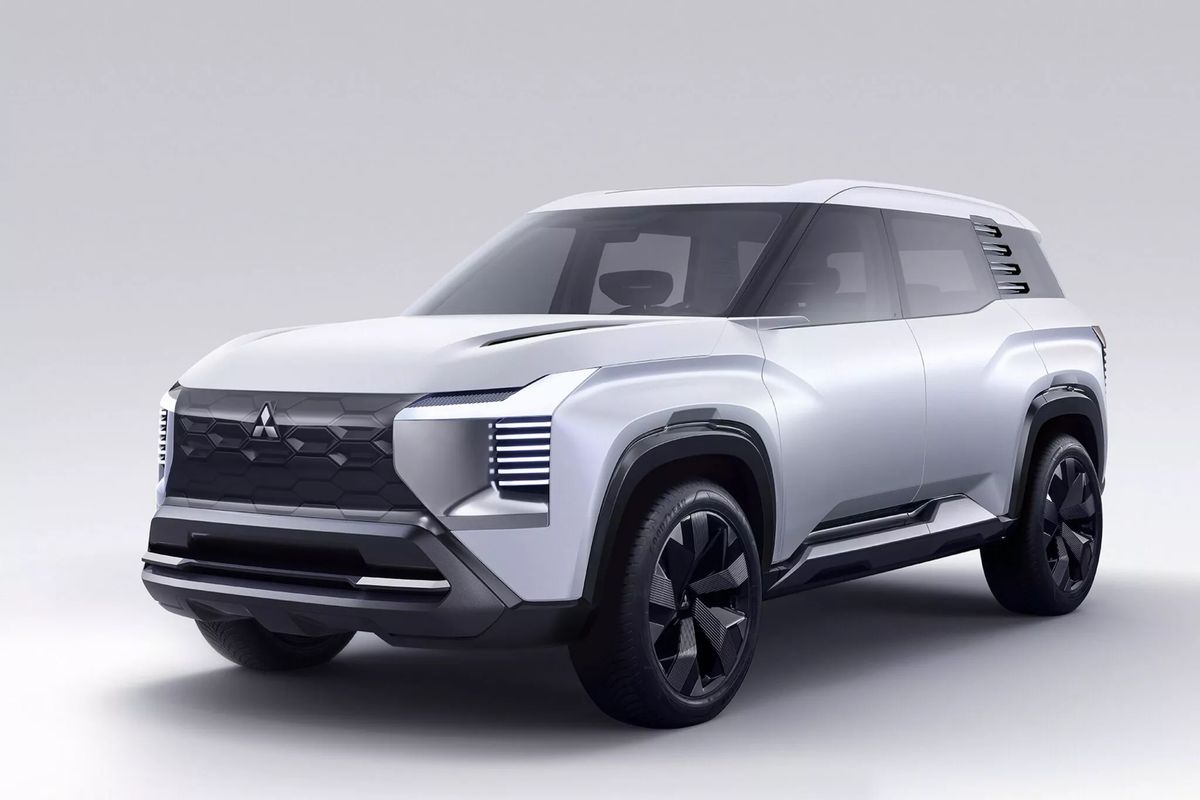 2024-Mitsubishi-DST-Concept