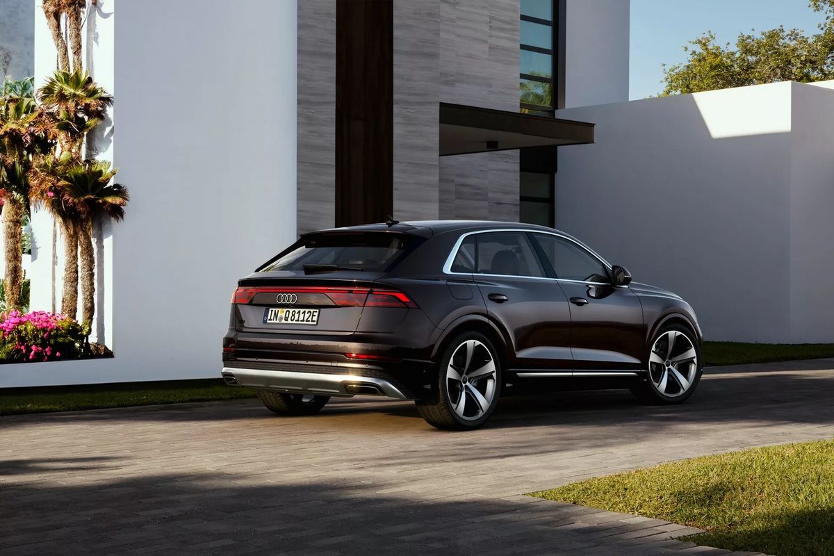 2025-Audi-Q8-TFSI-e-quattro