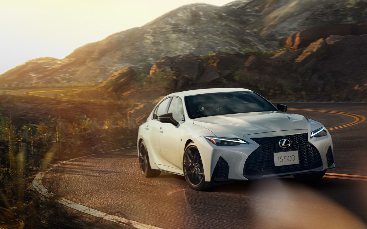 IS500 F SPORT Performance