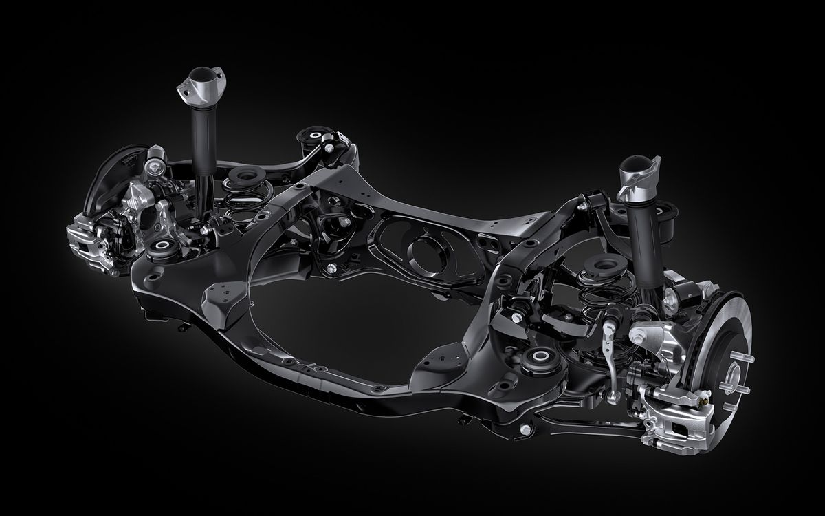 リヤマルチリンク式サスペンション