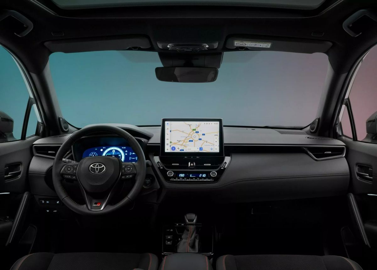 2025-Toyota-Corolla-Cross