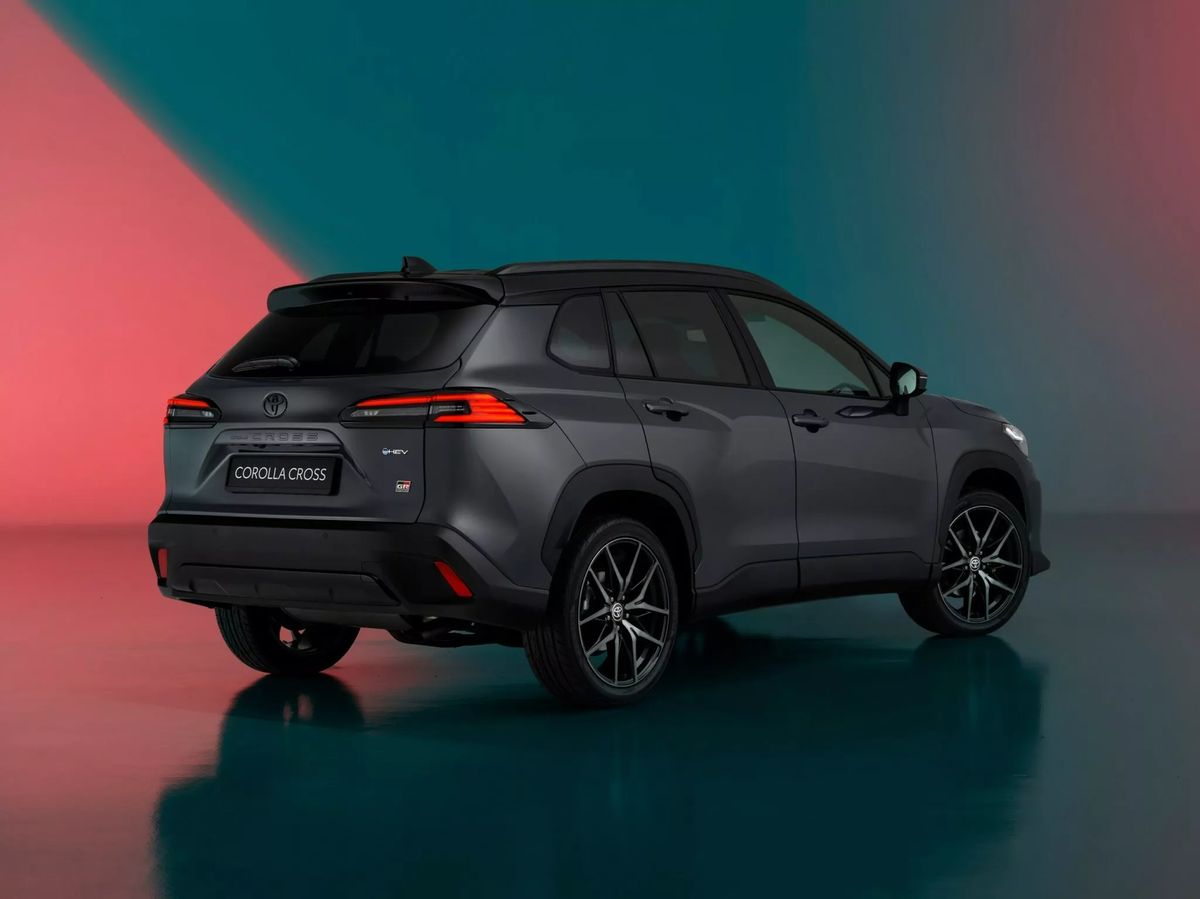 2025-Toyota-Corolla-Cross