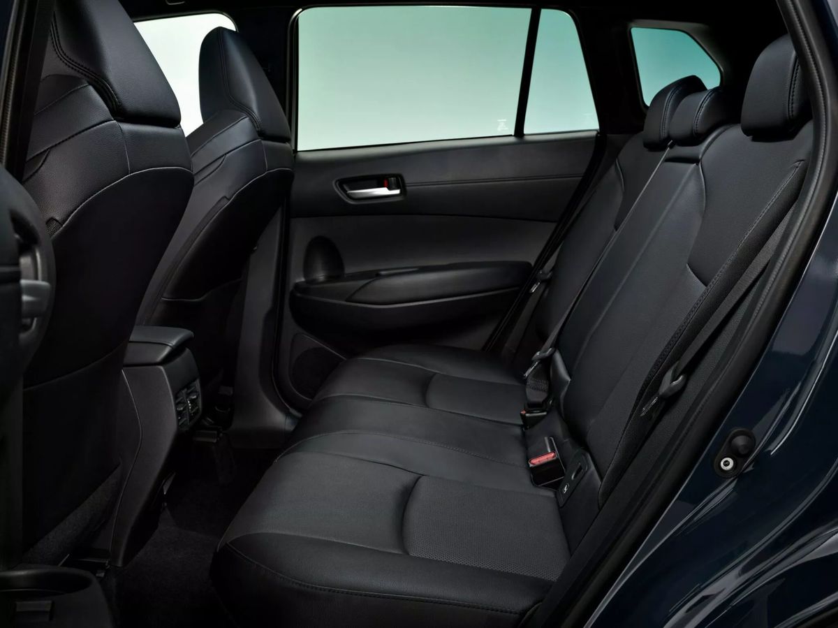2025-Toyota-Corolla-Cross