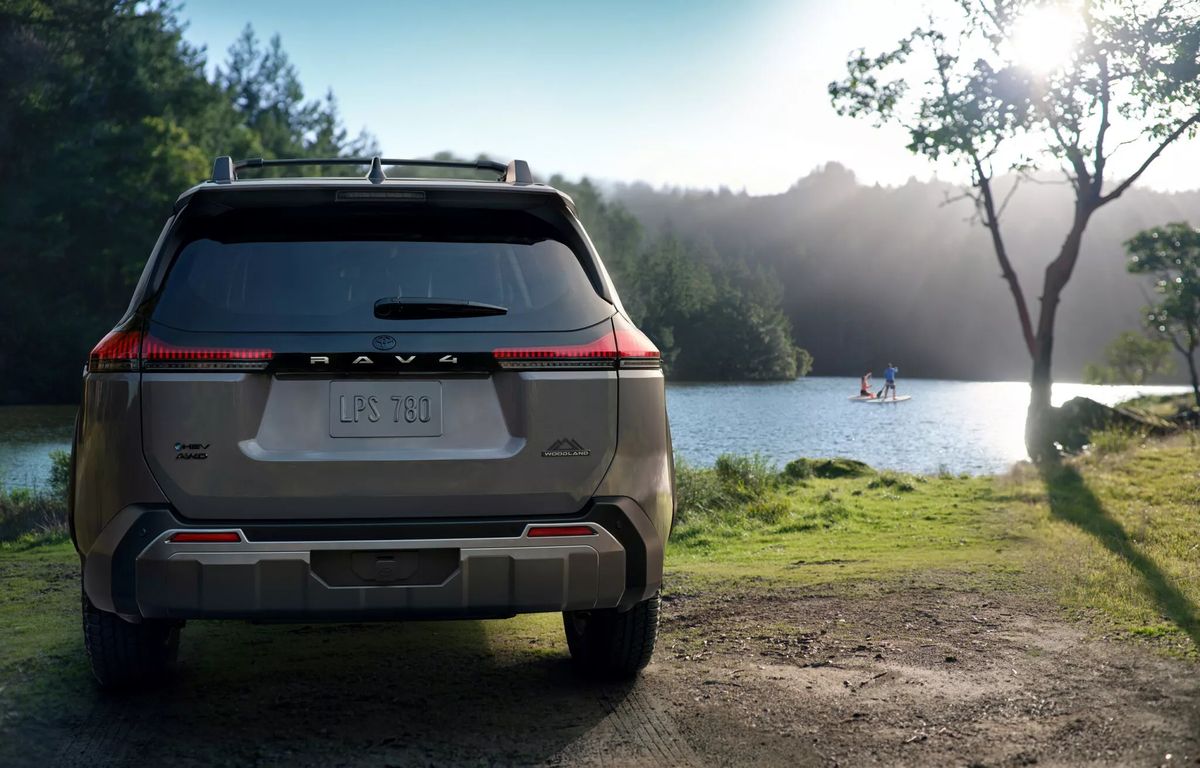 2026-Toyota-RAV4