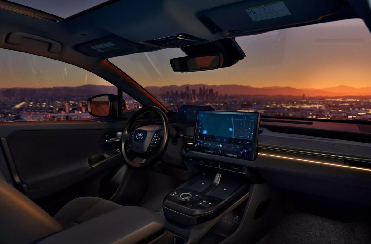 TOYOTA USA C-HR EV