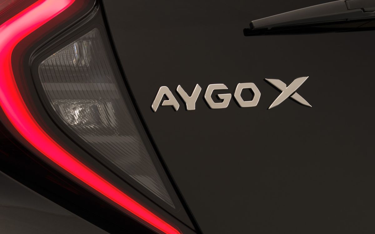 AYGO X
