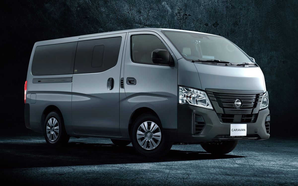 キャラバンプレミアムGX Outdoor Black Edition