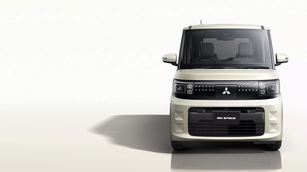 2025-Mitsubishi-eK-Space