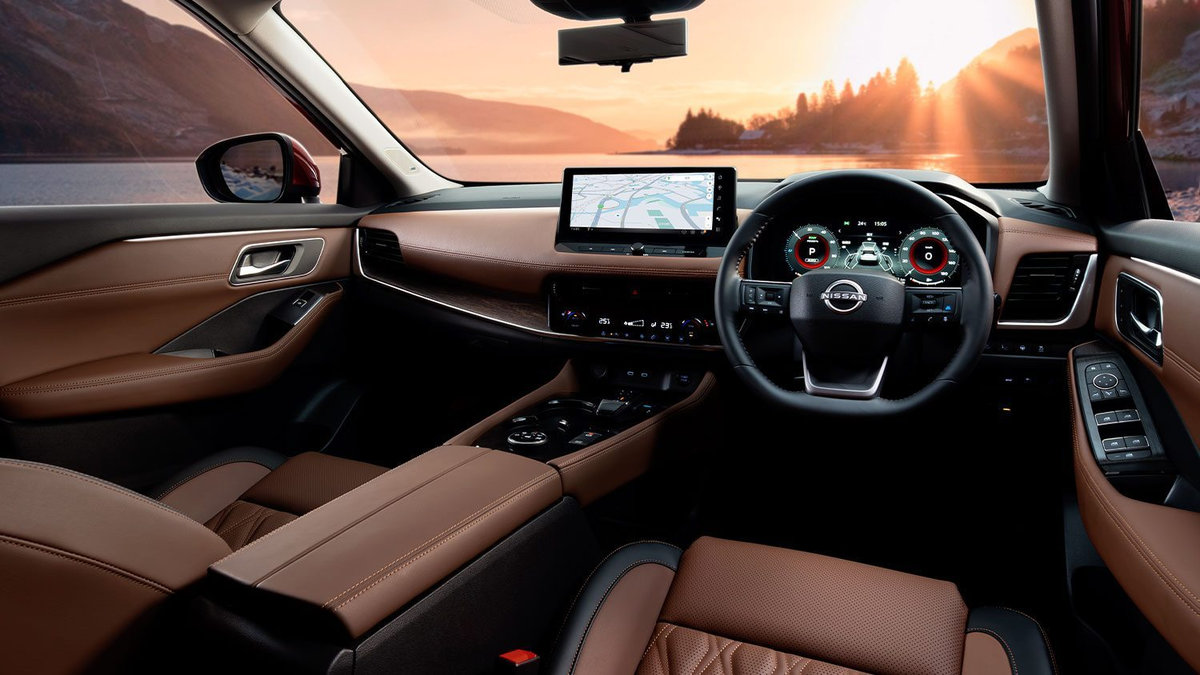 NISSAN X-TRAIL 2025