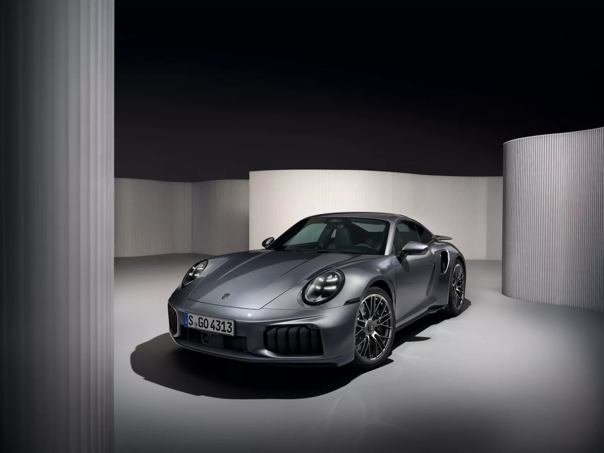 porsche 911 turbo s