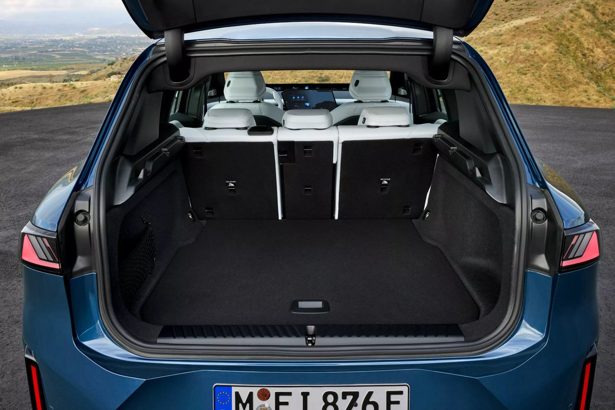 BMW-iX3