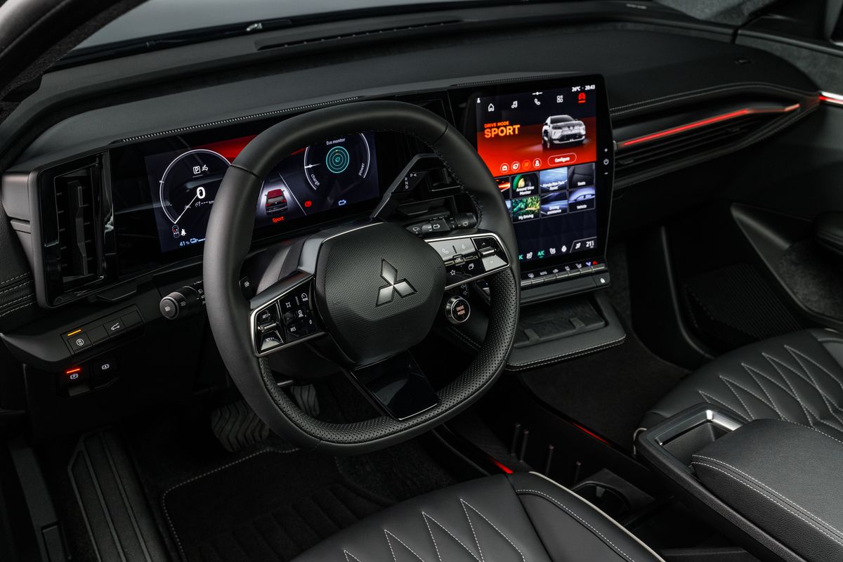 ELECTRIC ECLIPSE CROSS COMPACT SUV