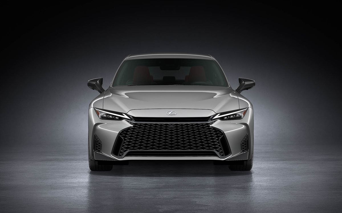 LEXUS-IS-2025