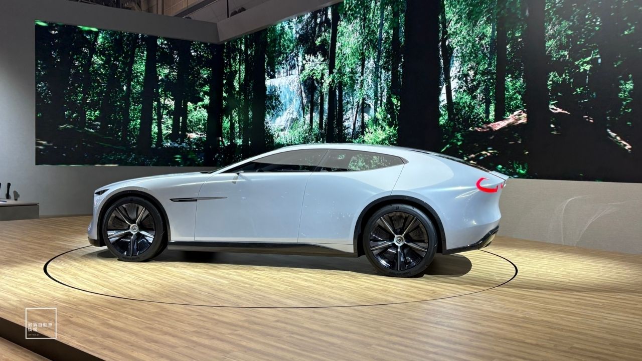 MAZDA VISION X-COUPE