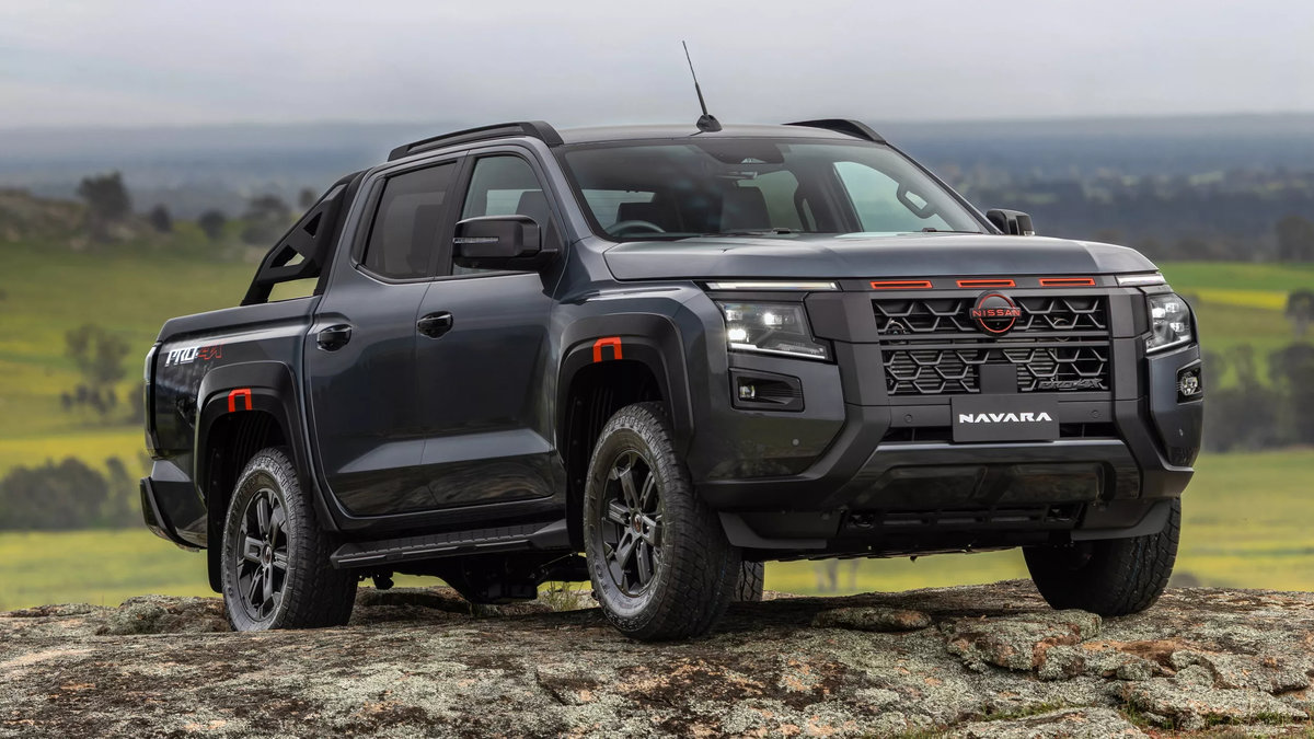 2026-Nissan-Navara-PRO