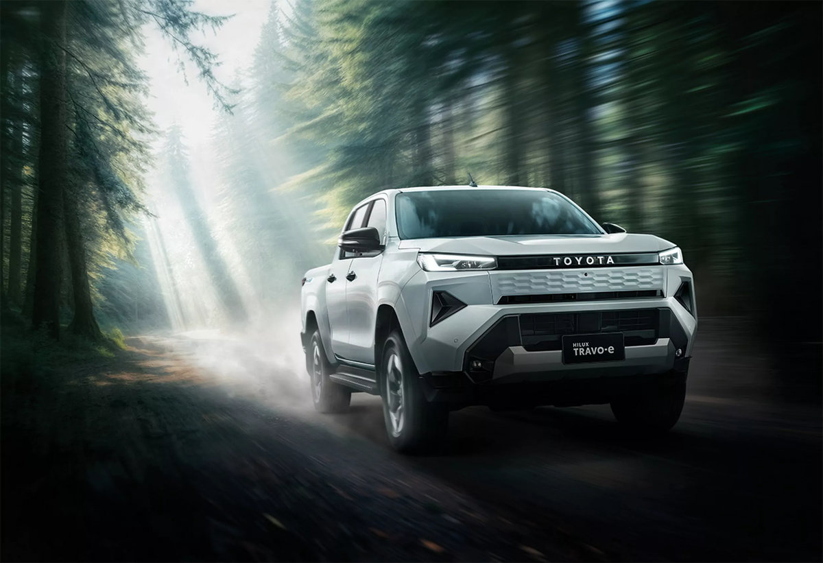 Toyota-Hilux-Travo-e