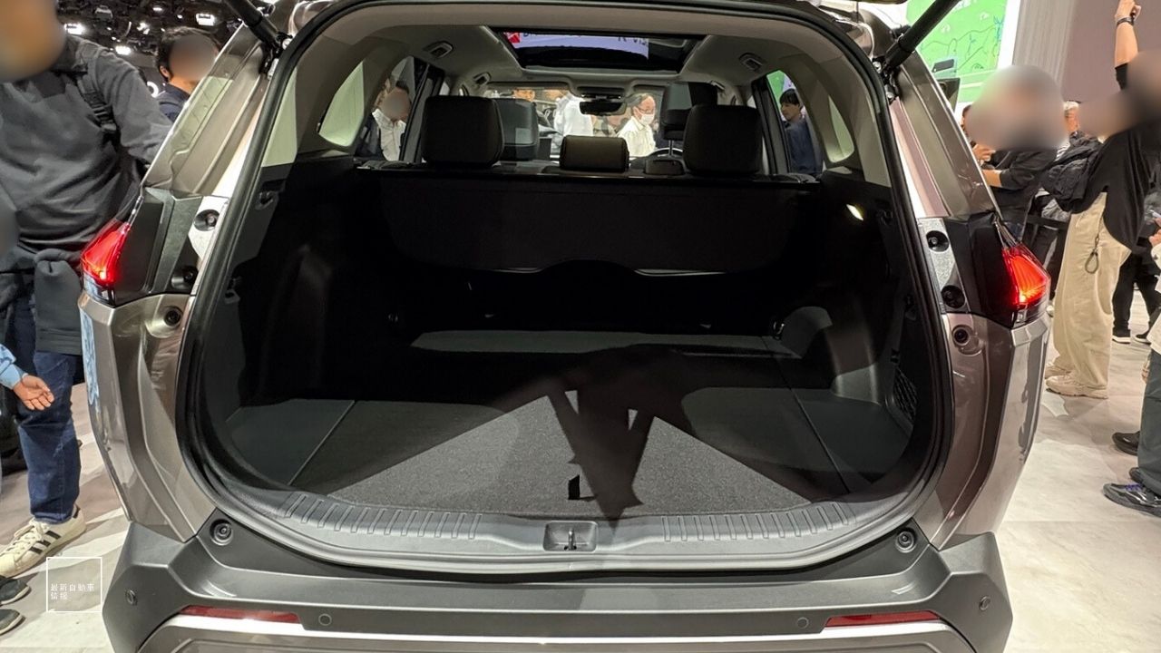 toyota-rav4-Adventure