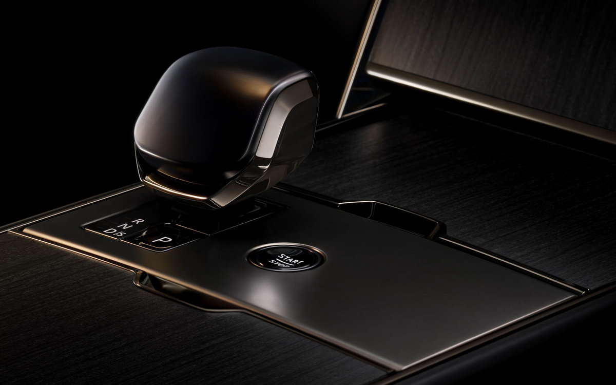 RANGE ROVER SV BLACK