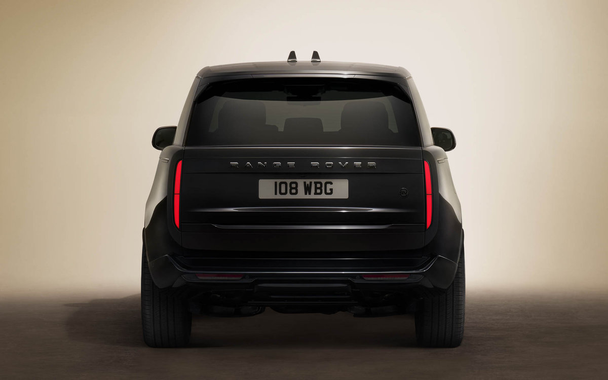 RANGE ROVER SV BLACK