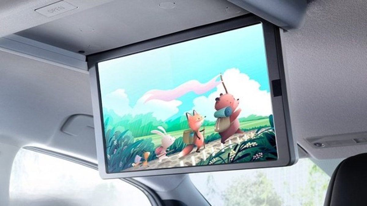 2026年モデル 新型 セレナ 後部座席 15.6インチモニター