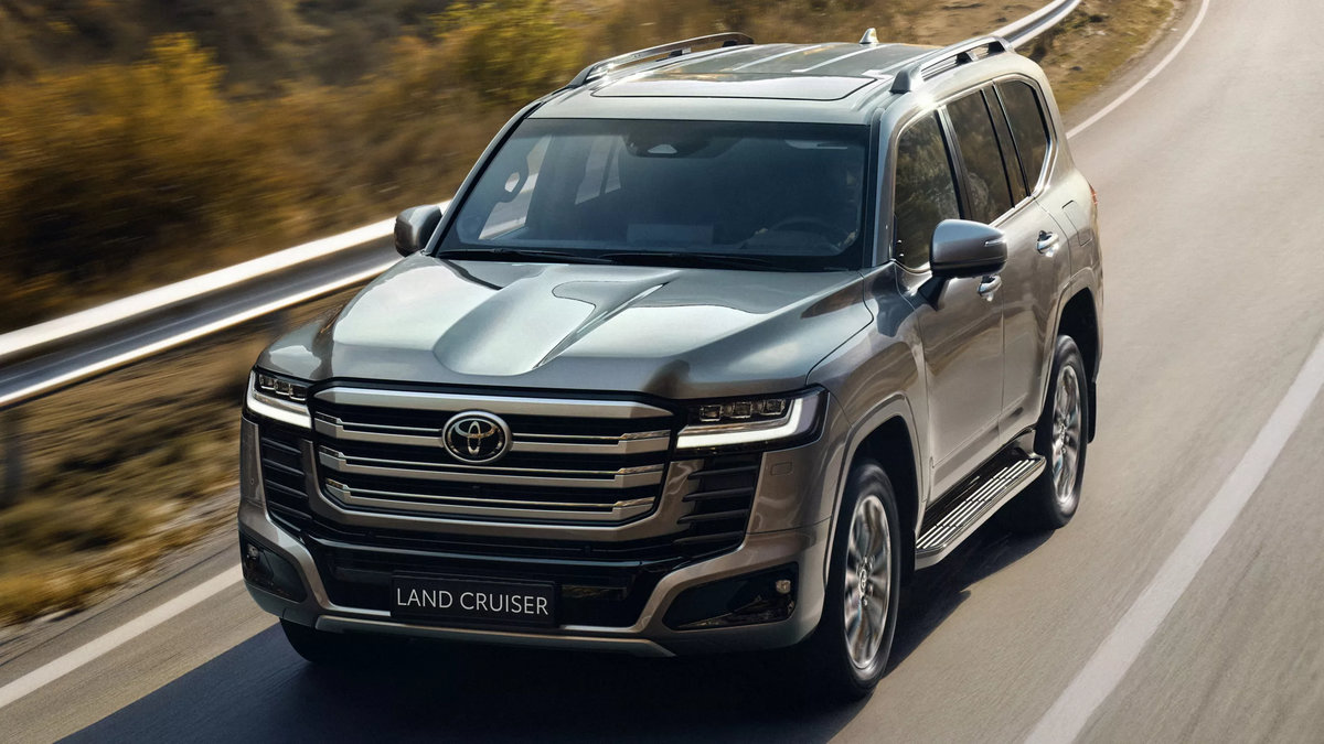 2026-Toyota-Land-Cruiser-300-Hybrid
