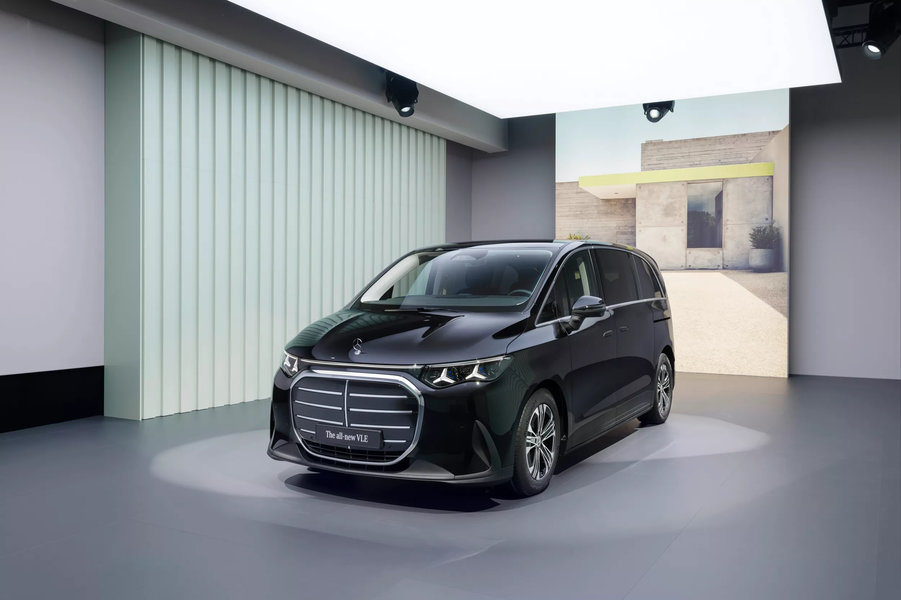 2027-Mercedes-VLE