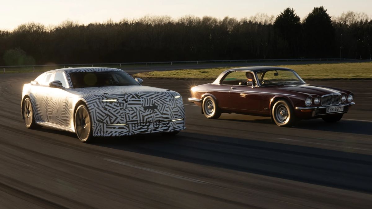 2026-jaguar-gt-interior-reveal