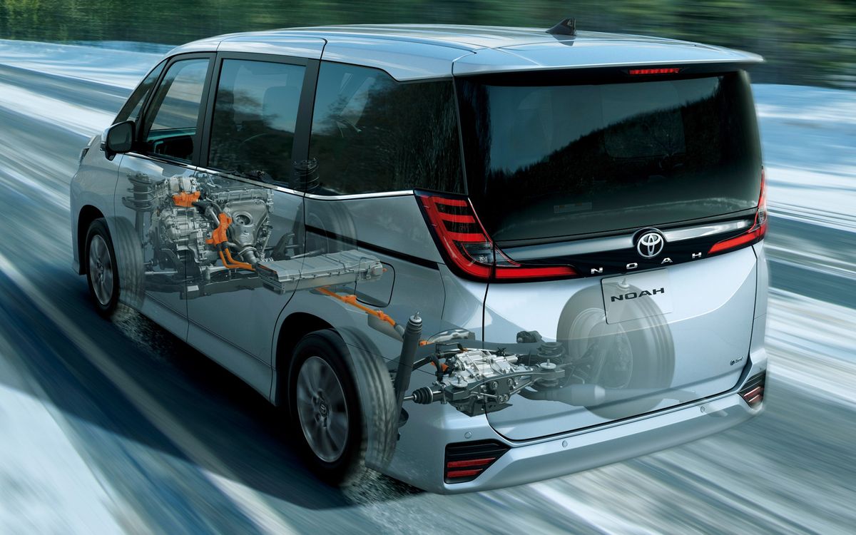 ノアのSNOW EXTRAモード走行イメージ(E-Four車に標準設定)