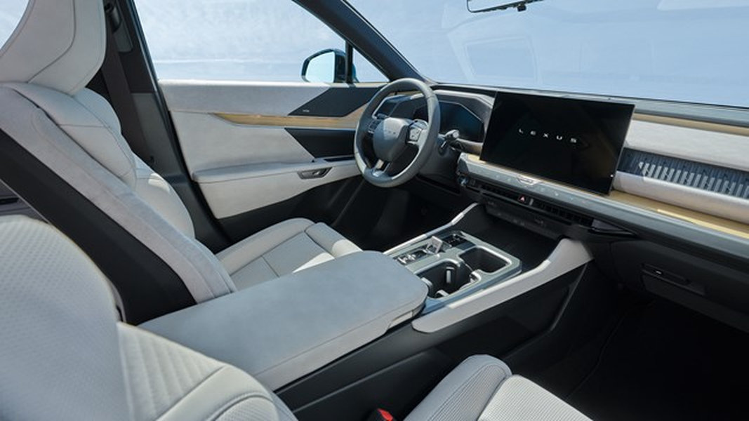 LEXUS_TZ-2026
