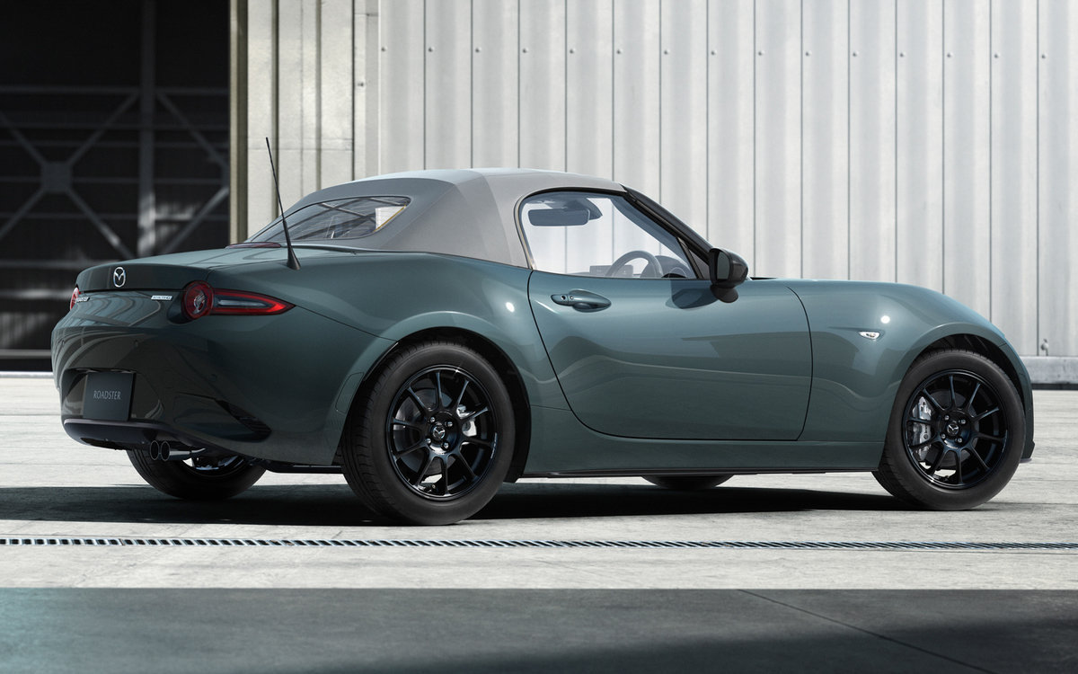 MAZDA-ROADSTER-2026
