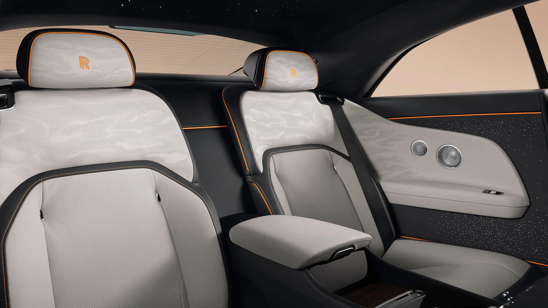 Rolls-Royce-Spectre-Series-II