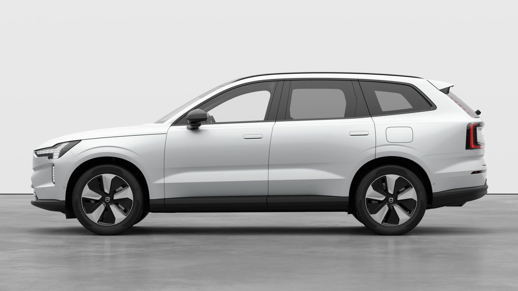 2026-Volvo-EX90