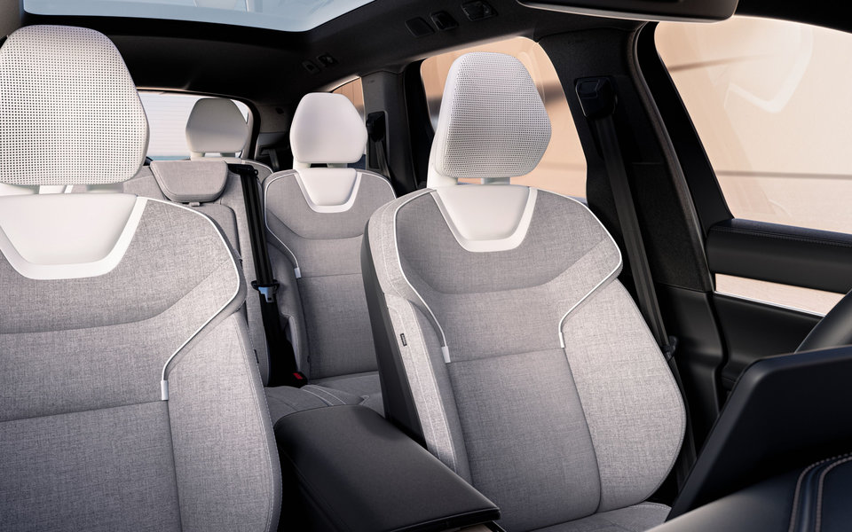 2026-Volvo-EX90