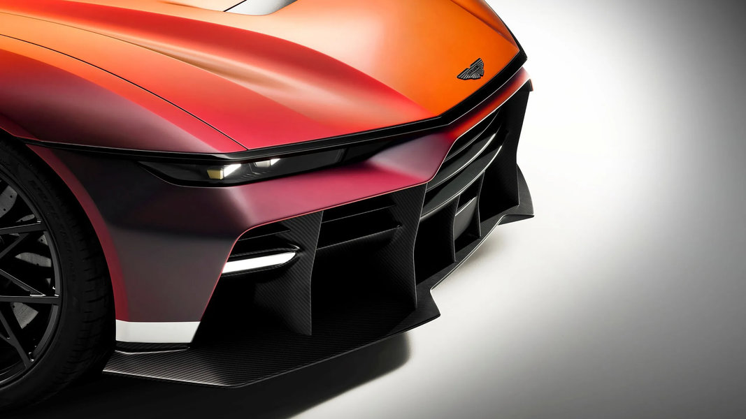 Aston-Martin-Valen-New
