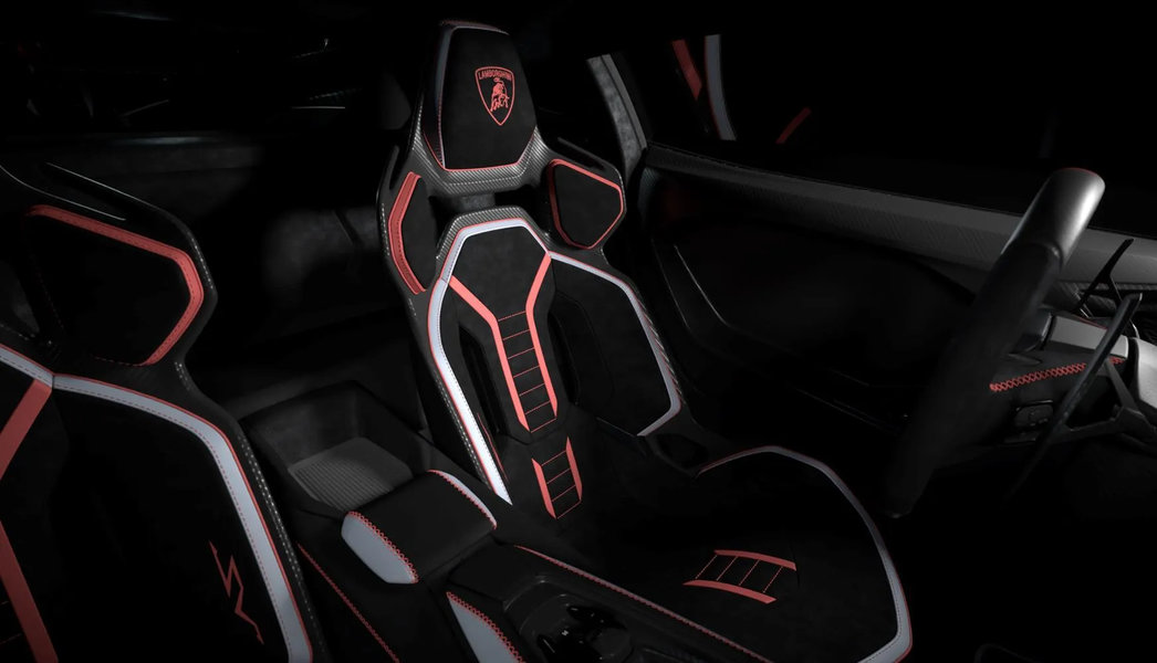 Lamborghini-Revuelto-SV
