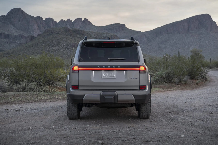 updates-to-the-2027-model-year-u-s-lexus-gx-550