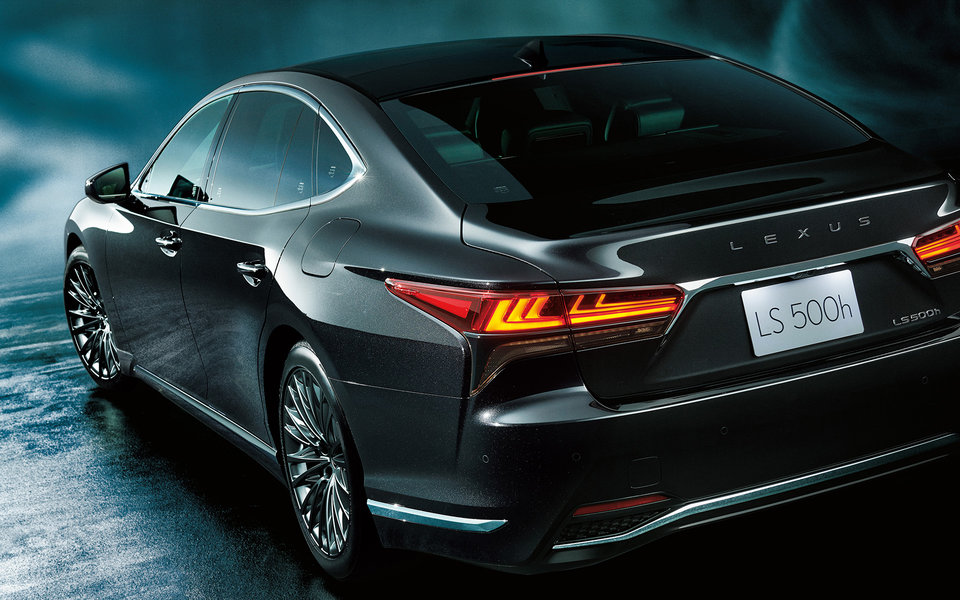 LEXUS-LS-2026