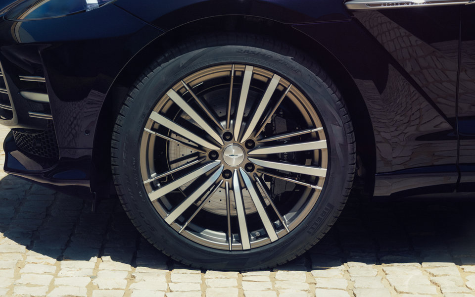 DBX GT