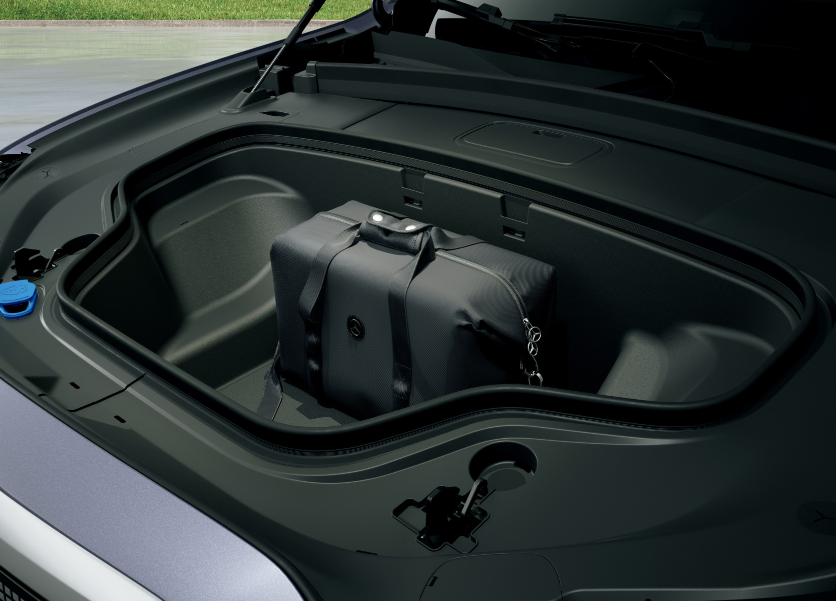 メルセデス・ベンツ 新型 electric GLCのフロントトランク