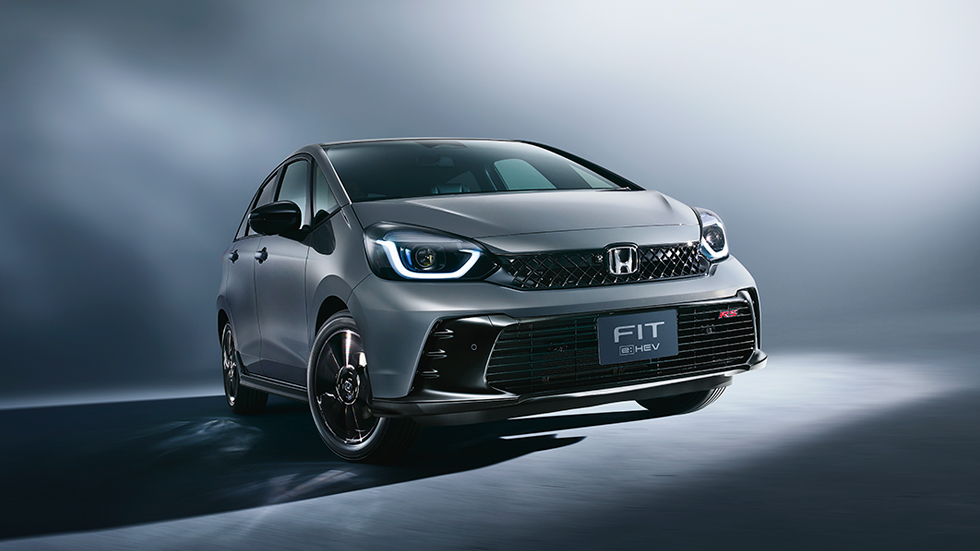ホンダ フィット e:HEV RS のフロント(現行モデル)