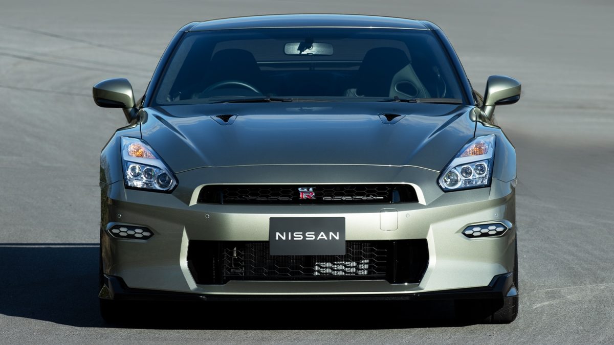 日産 GT-Rの外観(フロント)(現行モデル R35型)