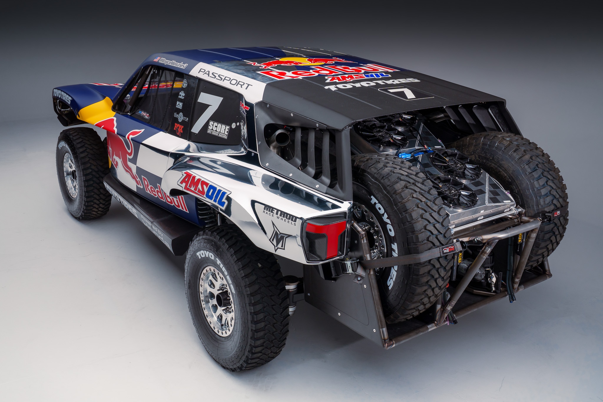 ホンダ パスポート Baja Spec トロフィートラックのリアとエンジンまわり